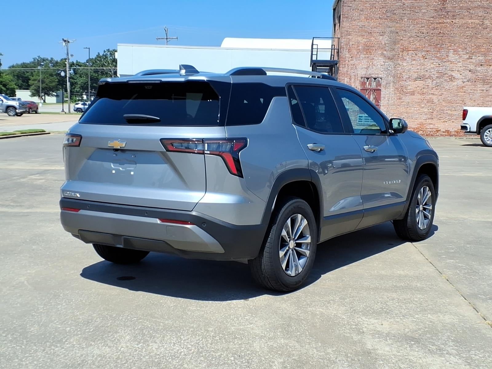 2025 Chevrolet Equinox — interior view
